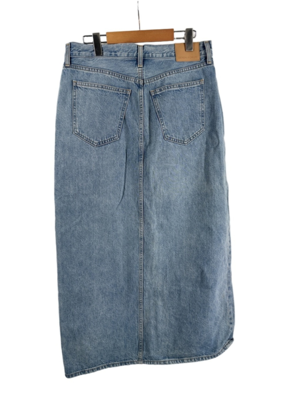 Aritzia Denim Forum The '90s Vintage Maxi Denim Skirt Mid-rise denim maxi skirt - Picture 3 of 9